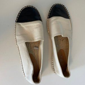 J Crew Black & Ivory Flat Espadrilles Slip-on Toe Cup